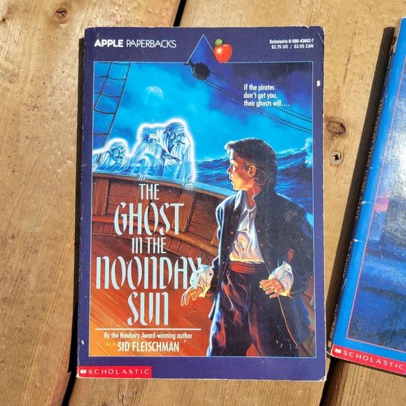 3 Book Bundle Scholastic Apple Paperbacks Vintage Ghost Chillers Readers Set 3 - Picture 14 of 17